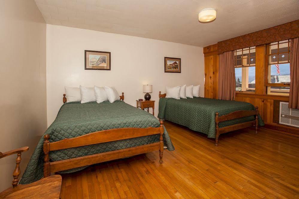 Rising Sun Motor Inn East Glacier Park Village Екстер'єр фото